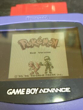 Alternative view of Pokemon Red - EUR - Begagnat spel till Game Boy